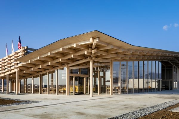 Rikuzentakata Amway House – Machi no Engawa | ©︎Kawasumi・Kobayashi Kenji Photograph Office