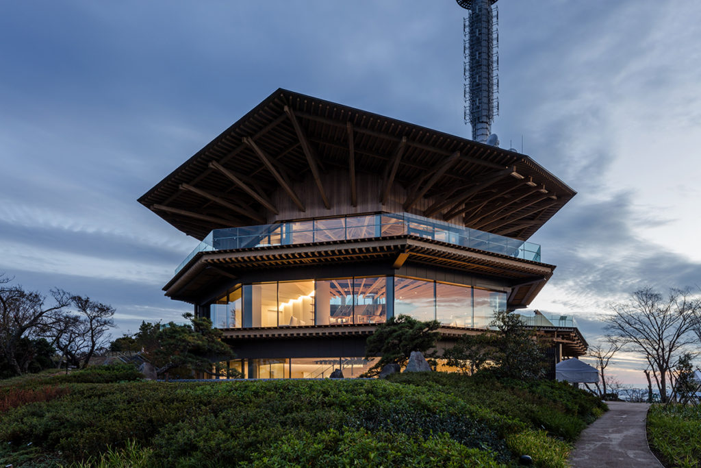 Nihondaira Yume Terrace | © Kawasumi・Kobayashi Kenji Photograph Office