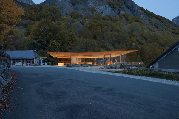 World Heritage and Pyrenees National Park House in Gavarnie | ©Michail Kafasis