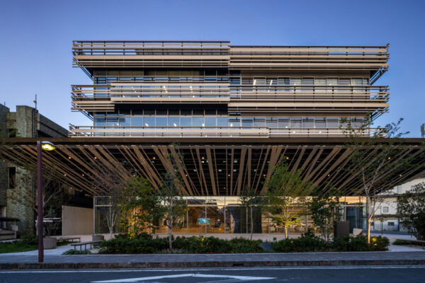 Moriyama City Hall (© Kawasumi・Kobayashi Kenji Photograph Office)
