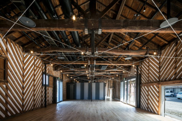 Tomioka Warehouse No.3 Warehouse | ©Kawasumi・Kobayashi Kenji Photograph Office