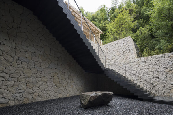 BANYAN TREE HIGASHIYAMA KYOTO (© Nacasa & Partners inc.)