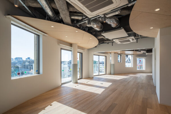 Shibuya SCC Sendagaya Community Center・Harajyuku Kindergarden (© Kawasumi・Kobayashi Kenji Photograph Office) Shibuya SCC Sendagaya Community Center・Harajyuku Kindergarden (© Kawasumi・Kobayashi Kenji Photograph Office)