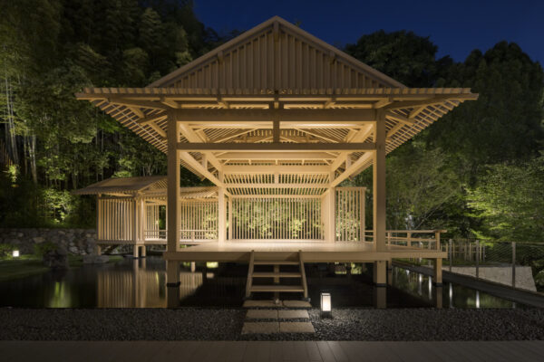 BANYAN TREE HIGASHIYAMA KYOTO (© Nacasa & Partners inc.)