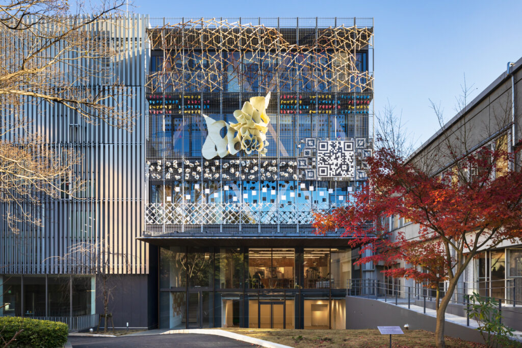 Tokyo University of the Arts Hisao & Hiroko TAKI PLAZA | © Kawasumi・Kobayashi Kenji Photograph Office