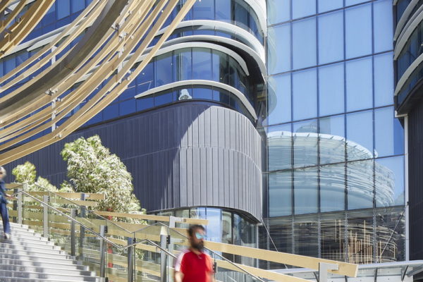 The Exchange (© Martin Mischkulnig)