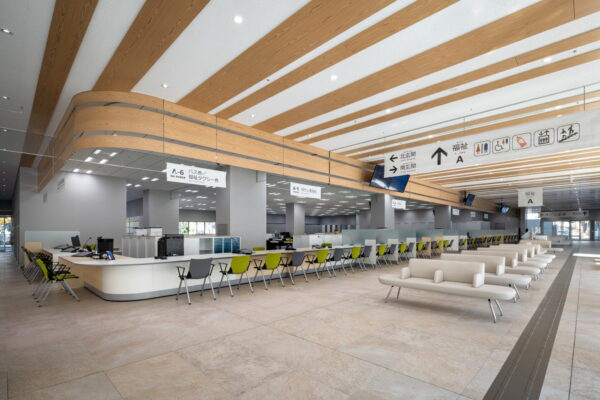 Itami City Hall (©SS Osaka)