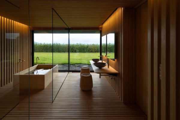 Mt.Fuji Residence (© Fujitsuka Mitsumasa)