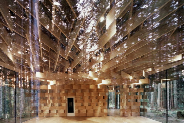 Wood / Pile | © Erieta Attali