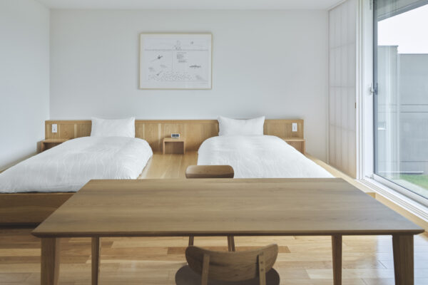 Kushiro Marsh Kayanuma Tourist Accommodation – Pon・Pon Yu (© Riko Okaniwa / Nippon Design Center, Inc) Kushiro Marsh Kayanuma Tourist Accommodation – Pon・Pon Yu (© Riko Okaniwa / Nippon Design Center, Inc)