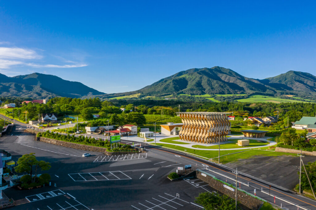 GREENable HIRUZEN | © Kawasumi・Kobayashi Kenji Photograph Office