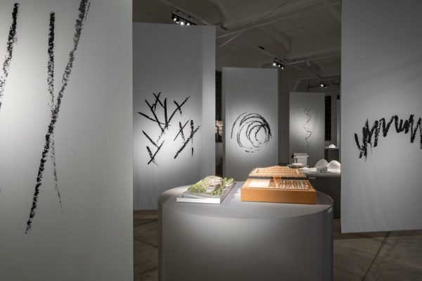 Kengo Kuma : Onomatopoeia Architecture at Athens (@Gavriil Papadiotis)