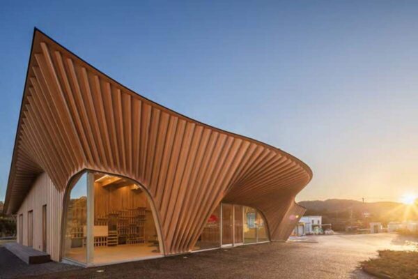 Higashi Kishu Children Center (© Kawasumi・Kobayashi Kenji Photograph Office)