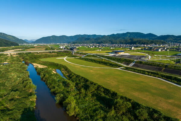 Mabi Reconstruction Disaster Prevention Park – Bamboo Gate (© Kawasumi・Kobayashi Kenji Photograph Office)