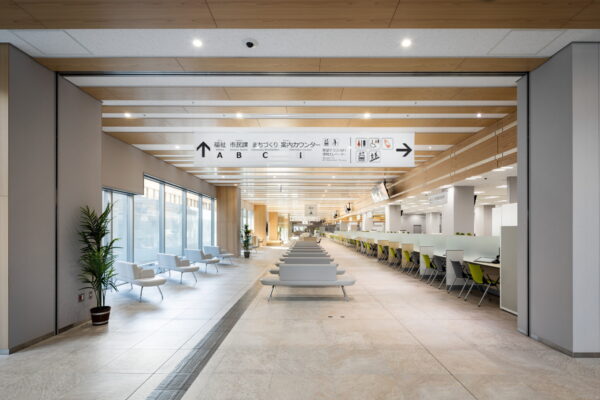 Itami City Hall (©SS Osaka)