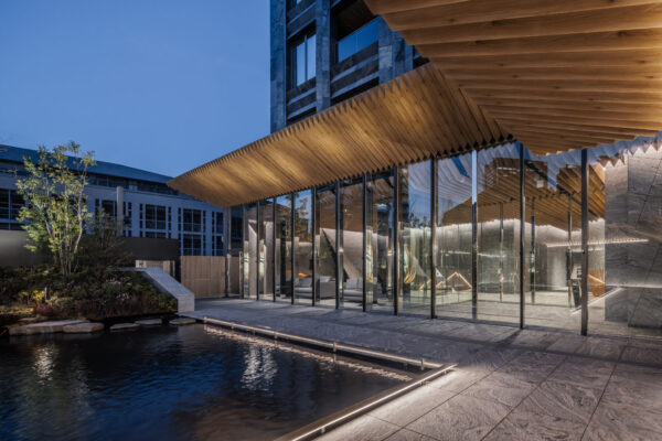 Branz Chiyoda Fujimi (©Keishin Horikoshi/SS) Branz Chiyoda Fujimi (©Keishin Horikoshi/SS)