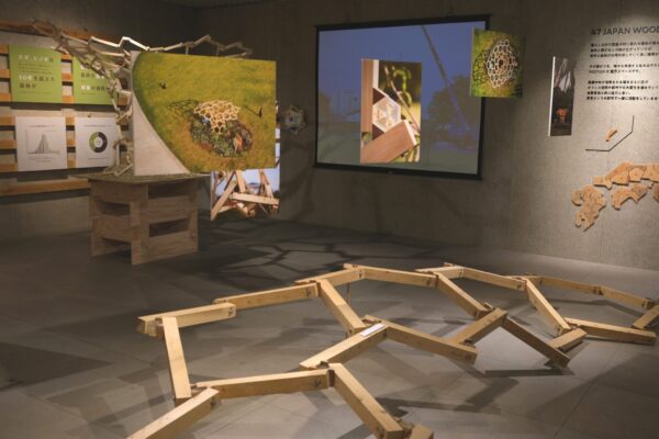 Moction 4th Anniversary Exhibition (©Kengo Kuma & Associates)