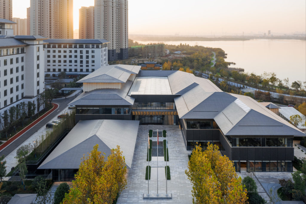 Main Clubhouse of Wuhan Chuyuan Pension Facility | ©CreatAR