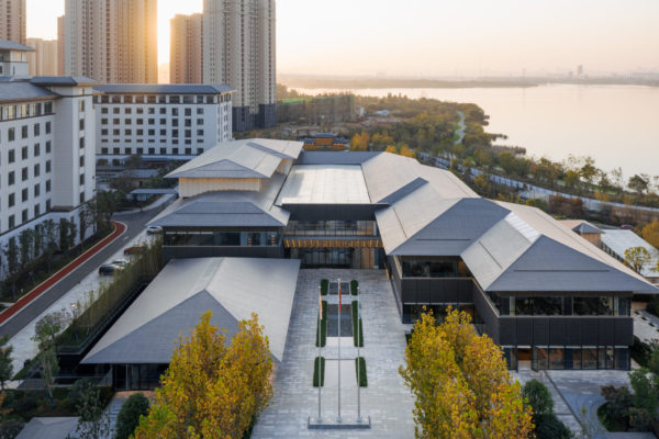 Main Clubhouse of Wuhan Chuyuan Pension Facility | ©CreatAR