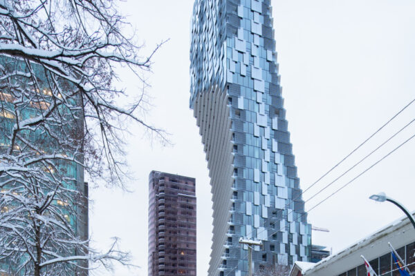 1550 Alberni Street Tower (© George Handford) 1550 Alberni Street Tower (© George Handford)