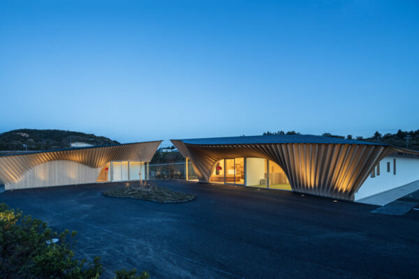 Higashi Kishu Children Center | © Kawasumi・Kobayashi Kenji Photograph Office