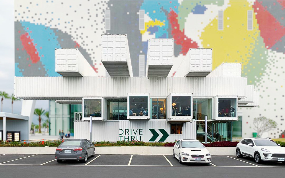Starbucks Hualienbay Store | © Kengo Kuma & Associates