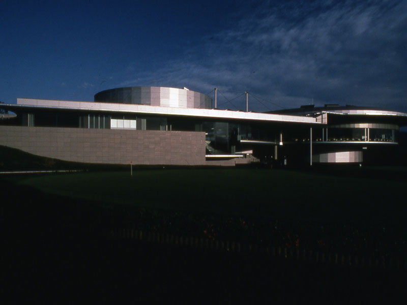 Glass / Shadow | ©Kengo Kuma & Associates