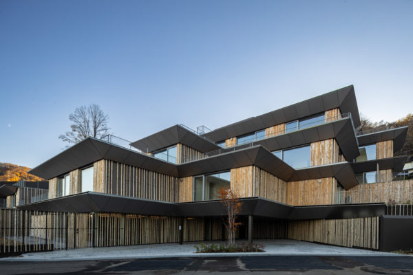 Prostyle Sapporo Miyanomori | © Kawasumi・Kobayashi Kenji Photograph Office