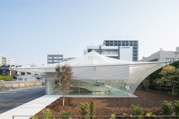 Cs Somme Café (© Katsumasa Tanaka) Cs Somme Café (© Katsumasa Tanaka)