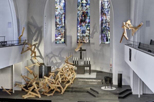 The Cloud at Blankenese Church (© ︎ Jochen Stüber) The Cloud at Blankenese Church (© ︎ Jochen Stüber)