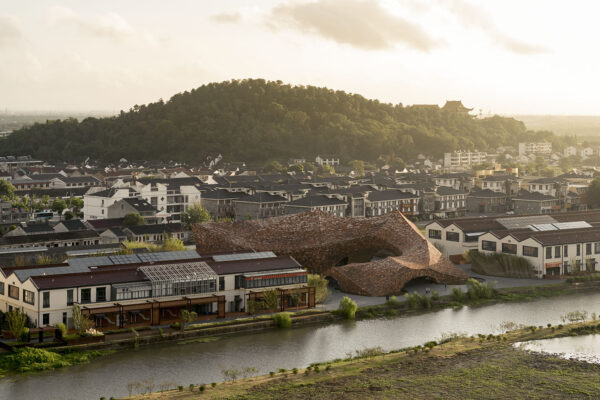 UCCA Clay Museum (© Eiichi Kano) UCCA Clay Museum (© Eiichi Kano)