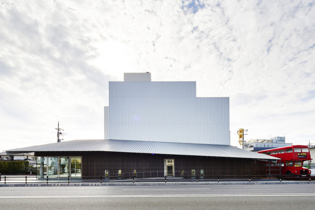 Umeda Hospital | ©Daici Ano