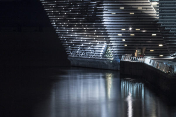 V&A Dundee (© Ross Fraser McLean)