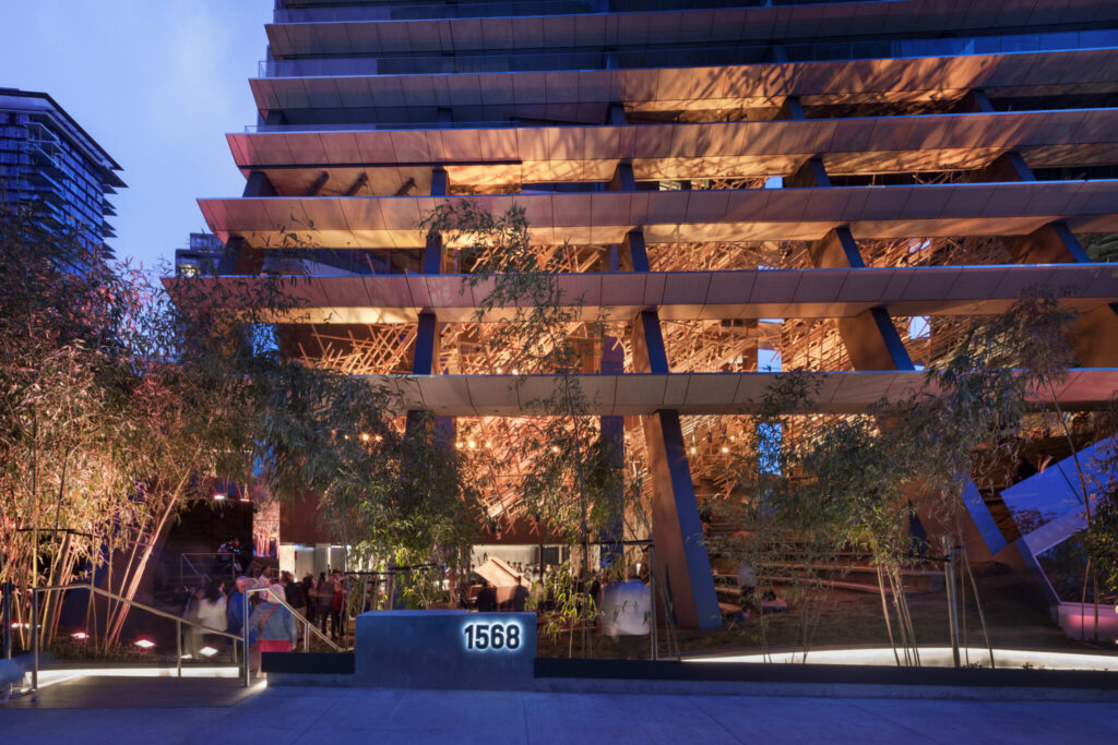 1550 Alberni Street Tower | © Ema Peter