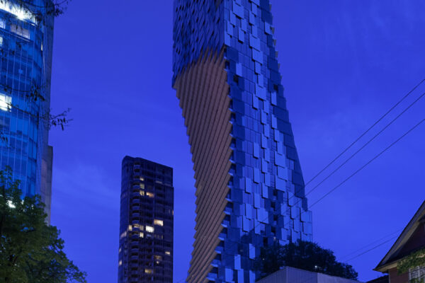 1550 Alberni Street Tower (© Ema Peter) 1550 Alberni Street Tower (© Ema Peter)